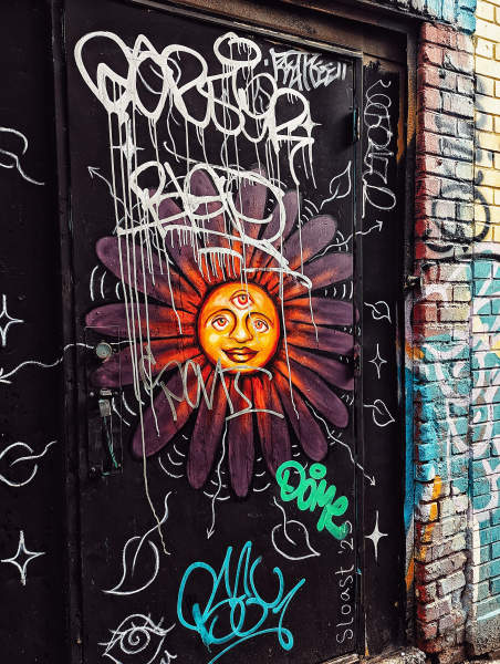 Un soleil à travers la nuit